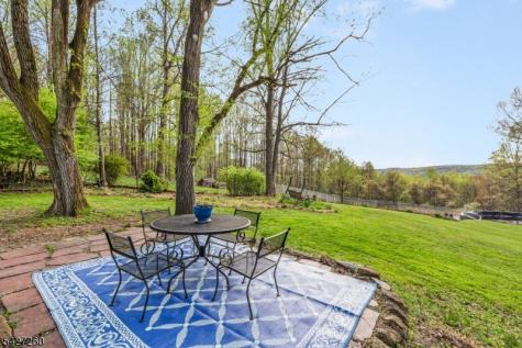 81 Turtleback Road Washington NJ 07853