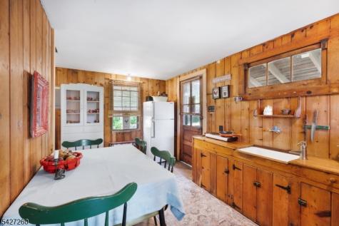 81 Turtleback Road Washington NJ 07853