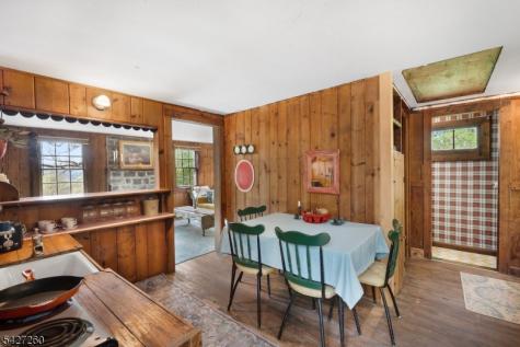 81 Turtleback Road Washington NJ 07853