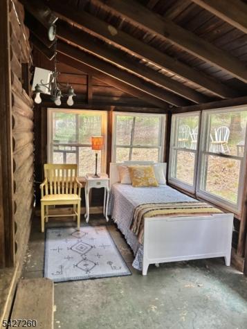 81 Turtleback Road Washington NJ 07853