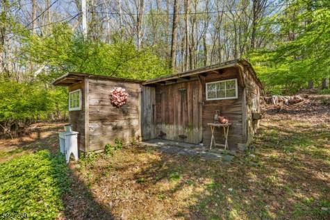 81 Turtleback Road Washington NJ 07853