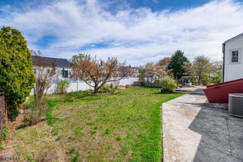 40 South Drive Rochelle Park NJ 07662