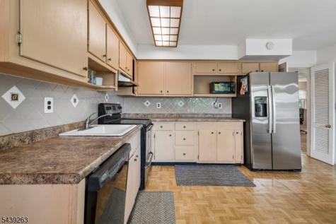 44 Korwel Circle West Orange NJ 07052