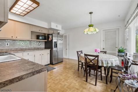 44 Korwel Circle West Orange NJ 07052