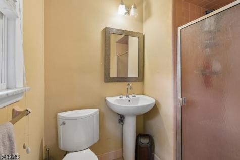 44 Korwel Circle West Orange NJ 07052