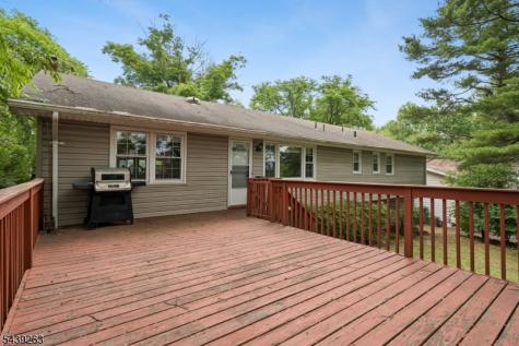44 Korwel Circle West Orange NJ 07052