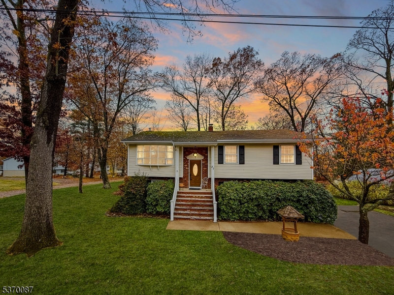 27 High Crest Drive Vernon NJ 07419