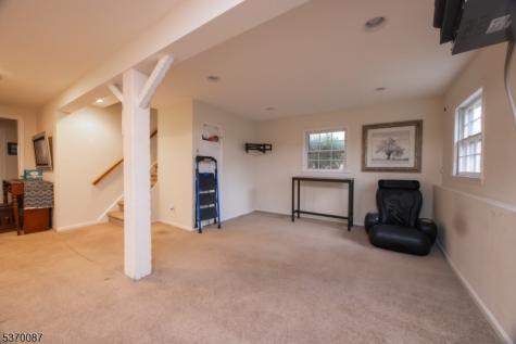 27 High Crest Drive Vernon NJ 07419