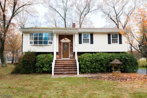 27 High Crest Drive Vernon NJ 07419