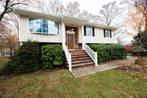 27 High Crest Drive Vernon NJ 07419