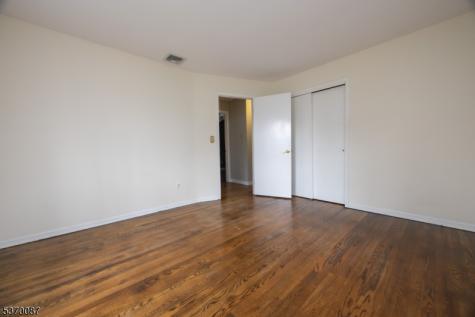 27 High Crest Drive Vernon NJ 07419