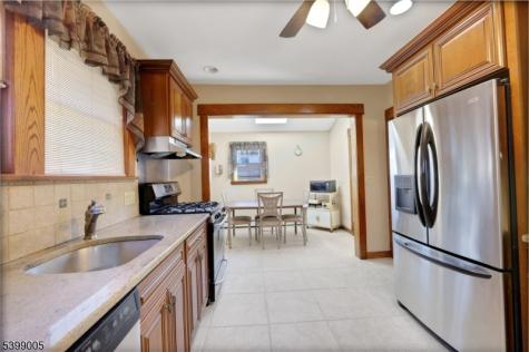 80 Garfield Place Totowa NJ 07512