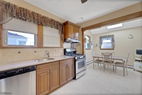 80 Garfield Place Totowa NJ 07512
