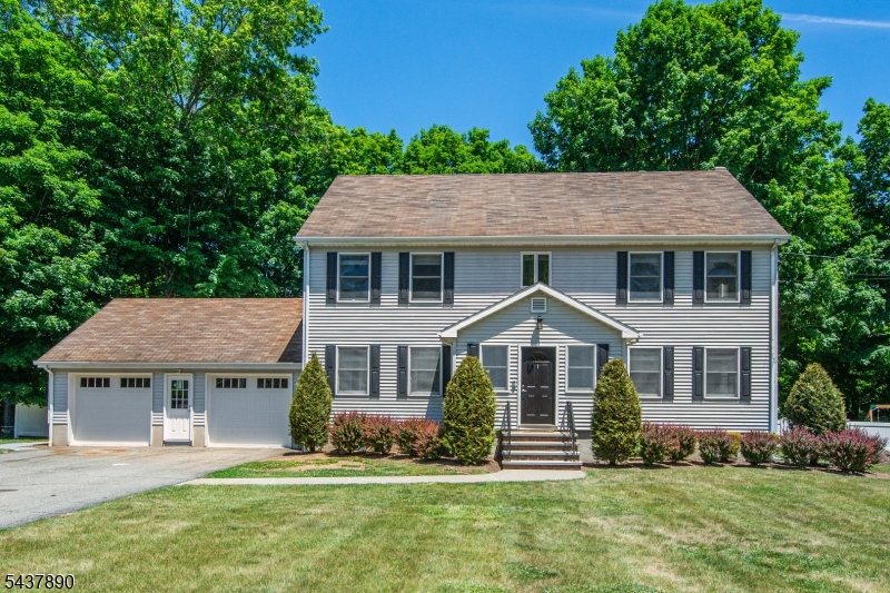 13 Greenhut Avenue Randolph NJ 07869