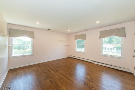 13 Greenhut Avenue Randolph NJ 07869