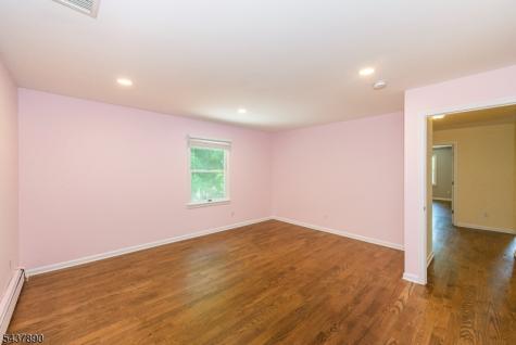 13 Greenhut Avenue Randolph NJ 07869