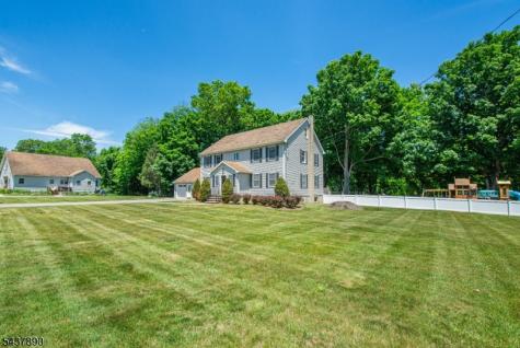 13 Greenhut Avenue Randolph NJ 07869