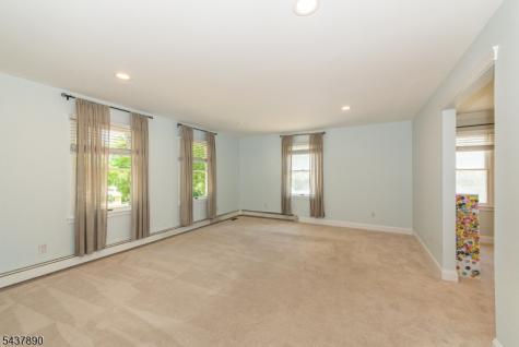 13 Greenhut Avenue Randolph NJ 07869