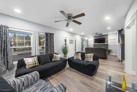 61 Keer Avenue Newark NJ 07112