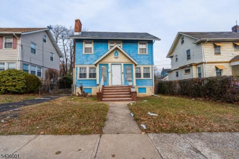 61 Keer Avenue Newark NJ 07112