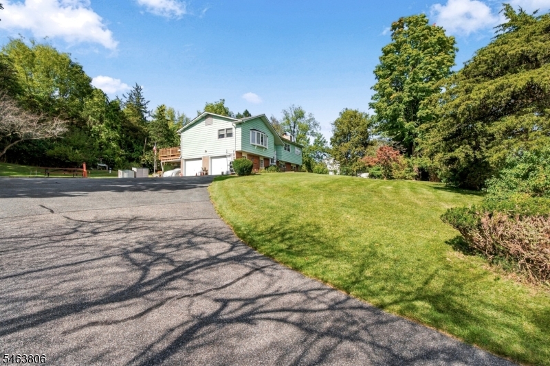 703 RT517 Vernon NJ 07418