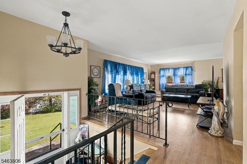 703 RT517 Vernon NJ 07418