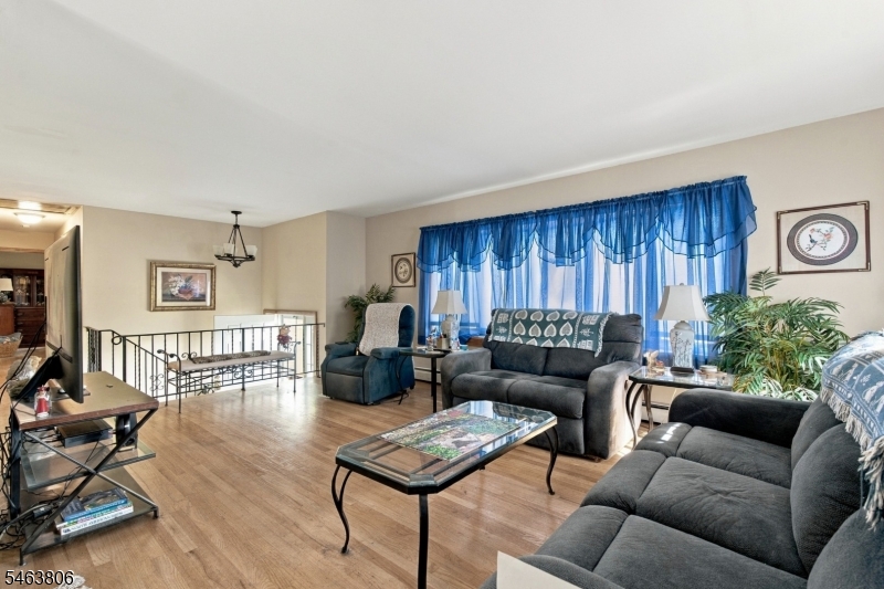 703 RT517 Vernon NJ 07418