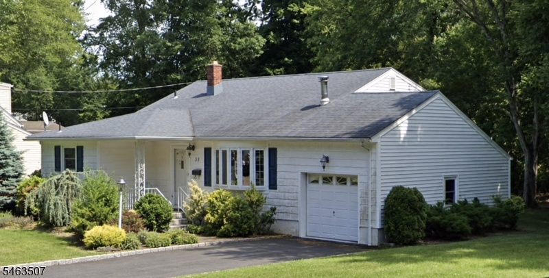 38 Sherwood Avenue East Brunswick NJ 08816