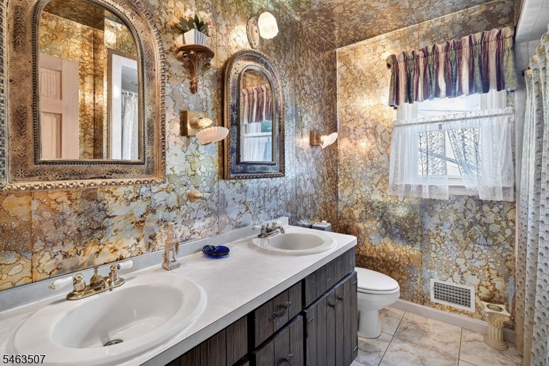 38 Sherwood Avenue East Brunswick NJ 08816