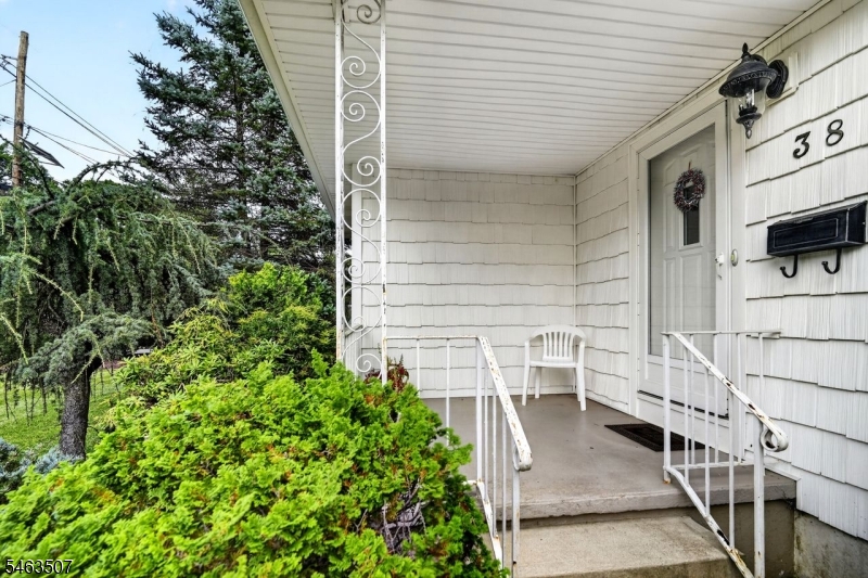 38 Sherwood Avenue East Brunswick NJ 08816