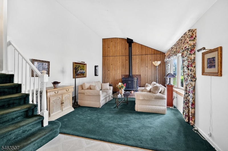 38 Sherwood Avenue East Brunswick NJ 08816
