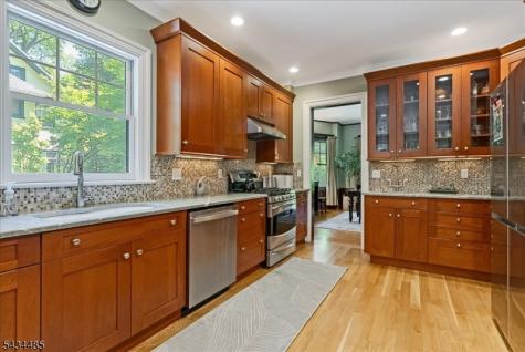 144 Park Street Montclair NJ 07042