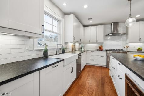 8 Newman Avenue Verona NJ 07044