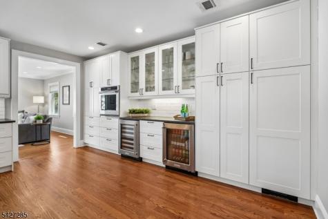 8 Newman Avenue Verona NJ 07044