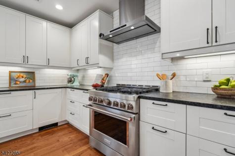8 Newman Avenue Verona NJ 07044