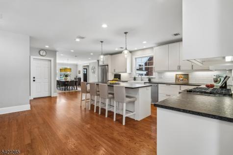 8 Newman Avenue Verona NJ 07044