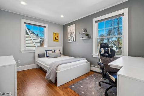 8 Newman Avenue Verona NJ 07044