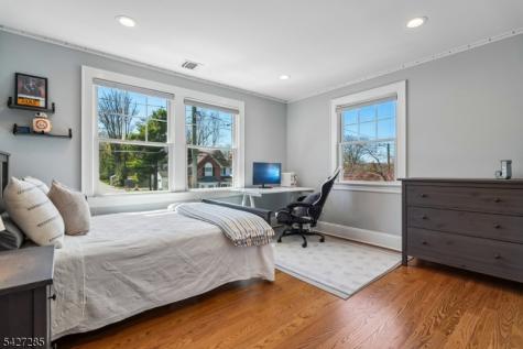 8 Newman Avenue Verona NJ 07044