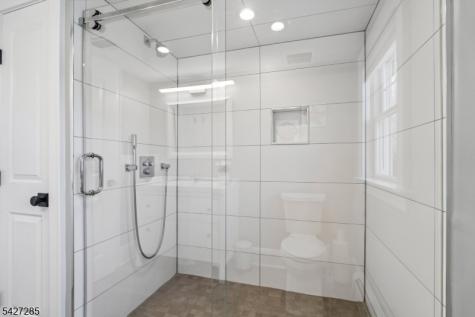8 Newman Avenue Verona NJ 07044