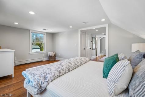 8 Newman Avenue Verona NJ 07044
