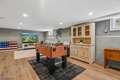 8 Newman Avenue Verona NJ 07044