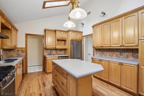 312 Lenox Avenue Pompton Lakes NJ 07442