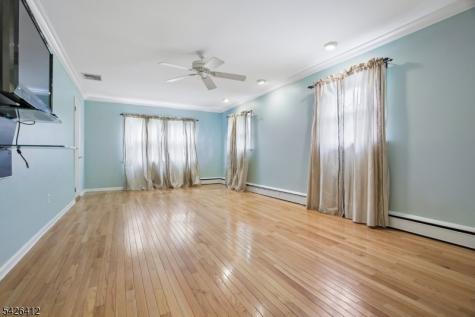 312 Lenox Avenue Pompton Lakes NJ 07442