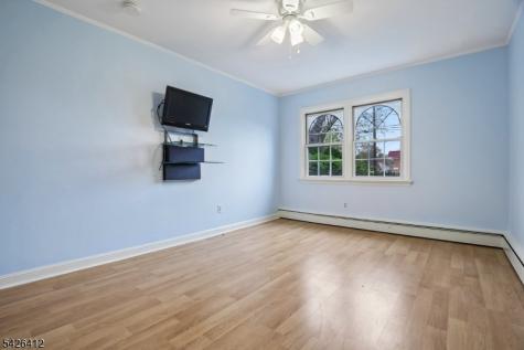 312 Lenox Avenue Pompton Lakes NJ 07442