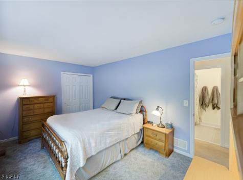 9 Chestnut Place Lebanon NJ 08833
