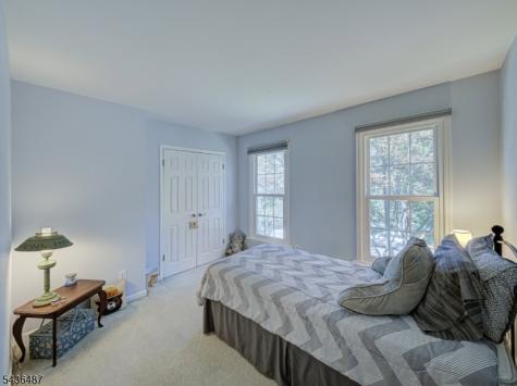 9 Chestnut Place Lebanon NJ 08833