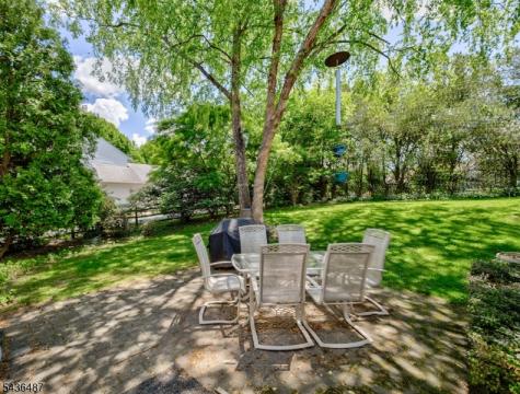 9 Chestnut Place Lebanon NJ 08833