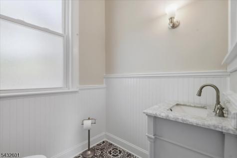 102 W Washington Avenue Washington NJ 07882