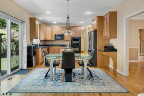 63 Twin Oaks Road Bridgewater NJ 08807