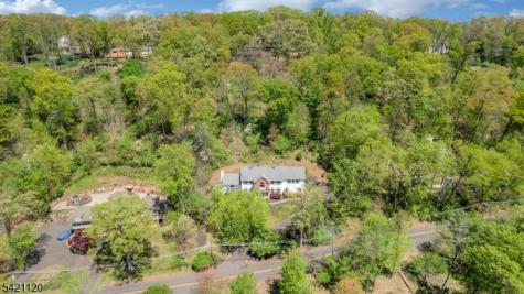63 Twin Oaks Road Bridgewater NJ 08807